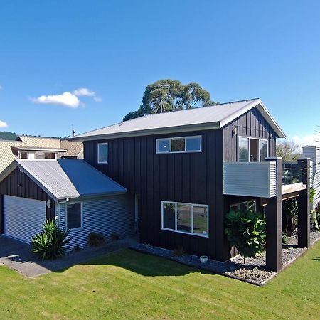 Zodiac Bay Lake Retreat Rotorua Eksteriør bilde