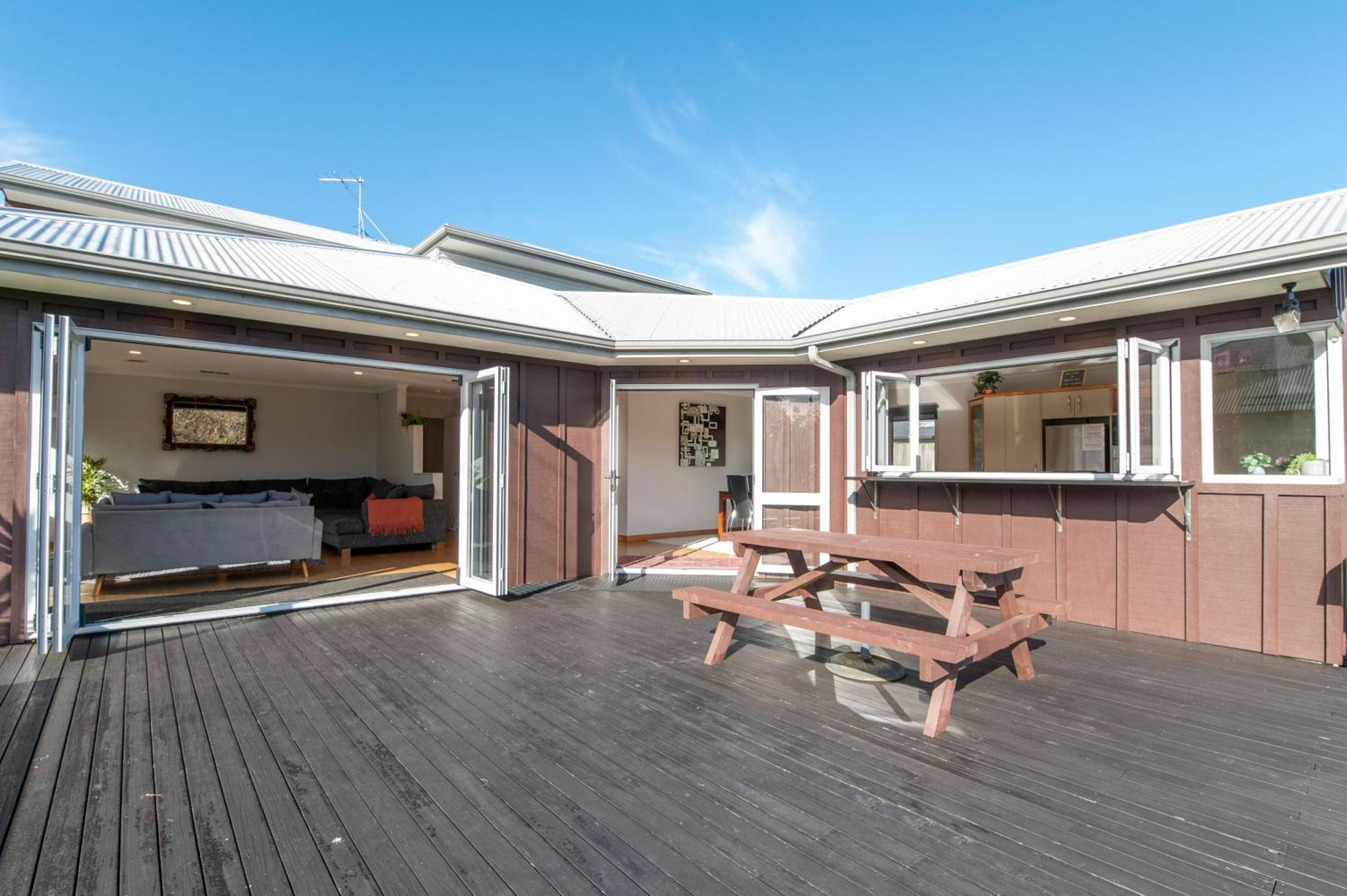 Zodiac Bay Lake Retreat Rotorua Eksteriør bilde